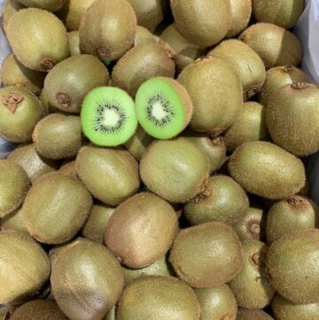 Kiwi Fruit Green Local